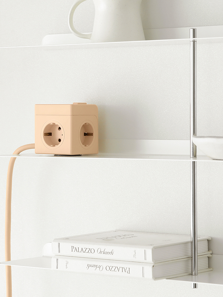 무아스 더 큐브 마그넷 3구 USB 고용량 멀티탭 C타입 고속충전 1.5m