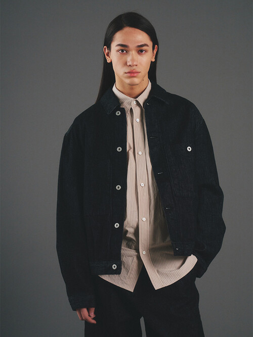 Trucker Denim Jacket (Washed Black)