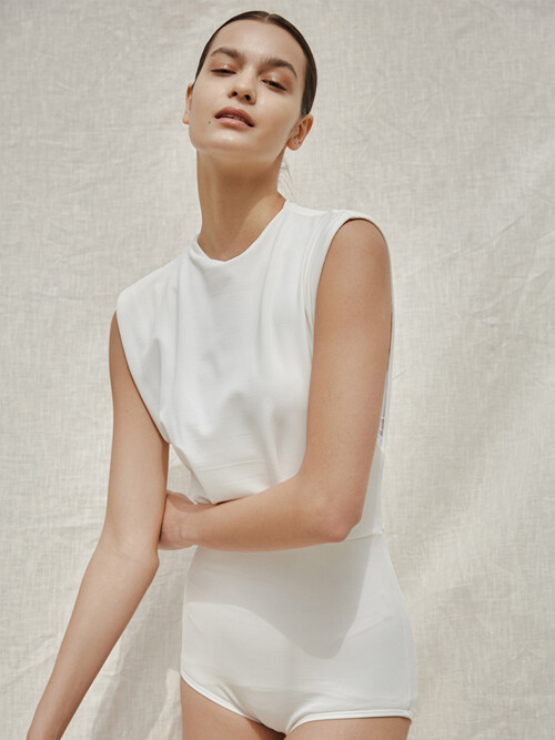 하이넥 스윔수트 _오프화이트