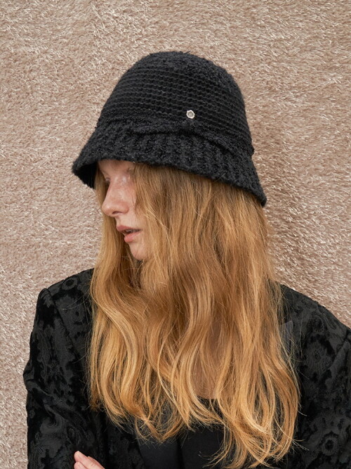 Knitting Bucket Hat - Black