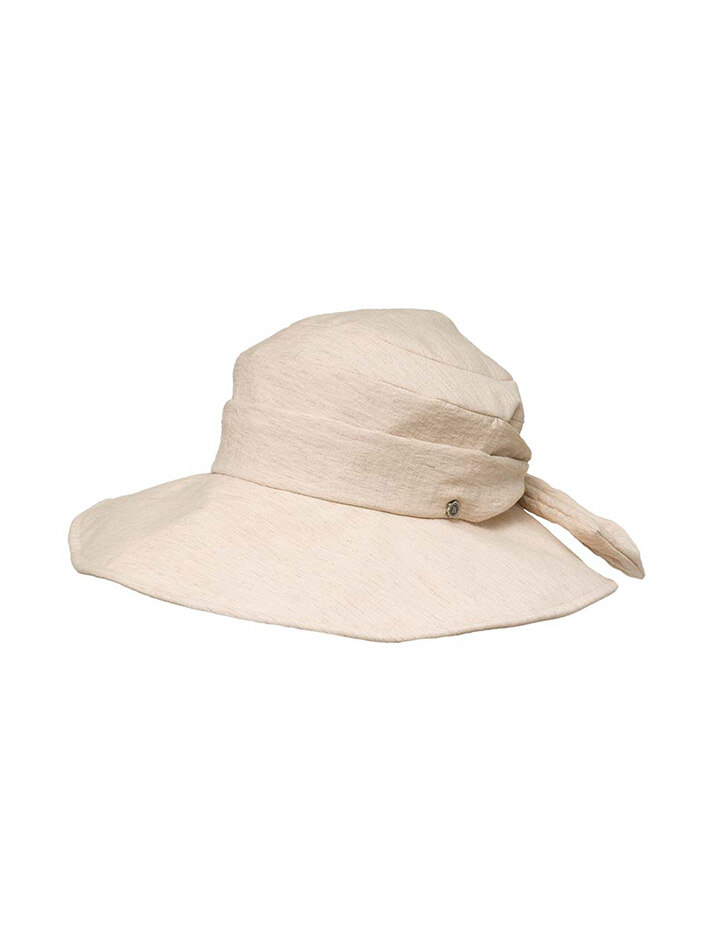 Back Ribbon Point Wide Hat