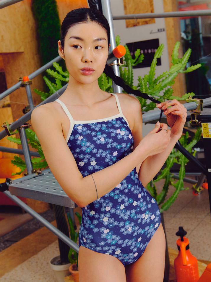 꽃마리의 춤 네이비 브이백 