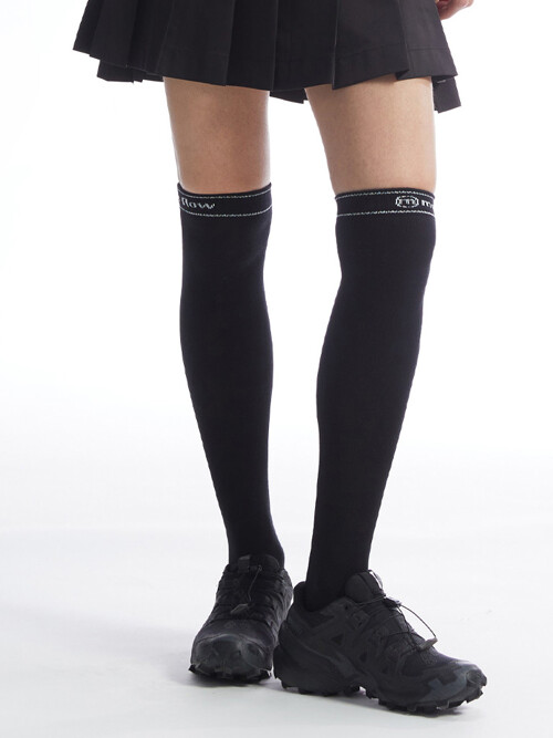 먼플 베이직 오버니삭스_블랙