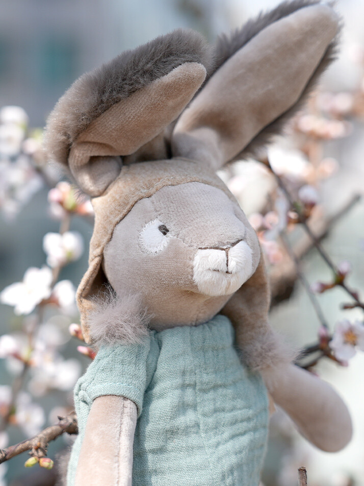 [678021] 토끼 인형 27cm rabbit with sage green cotton