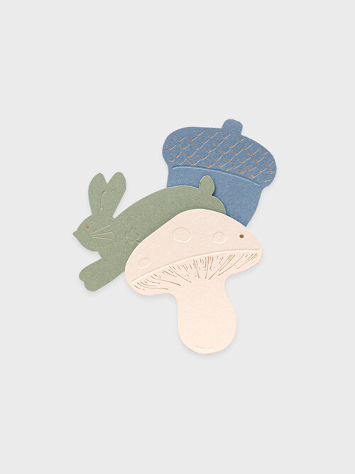 Live in forest card set