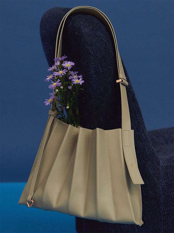Modern Pleats S Simply Tofu
