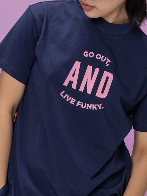 Mock Neck Big Logo T shirts Navy