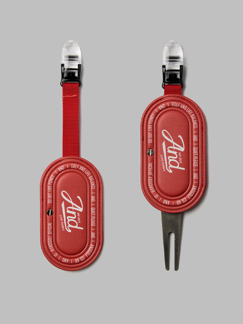 Calligraphy Putter Keeper Red