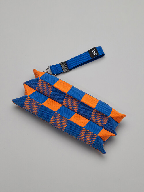 Pleats Pouch Mini Cube Blue