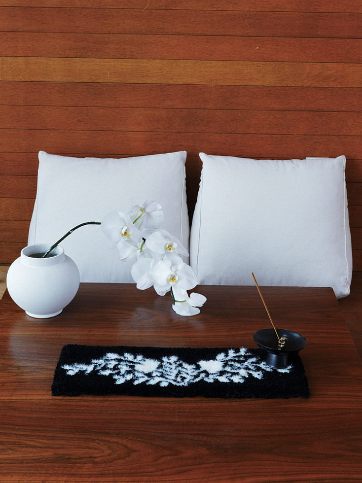 펠롱 국화문 러그 (PELLONG CHRYSANTHEMUM RUG)