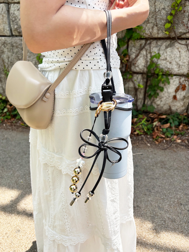  가죽 매듭 텀블러백 (Leather Maedeup Tumbler Bag)