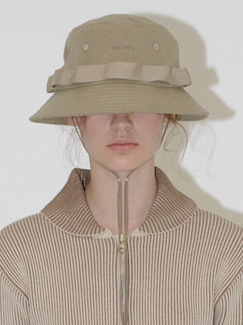 WASHED COTTON BUCKET HAT (beige)