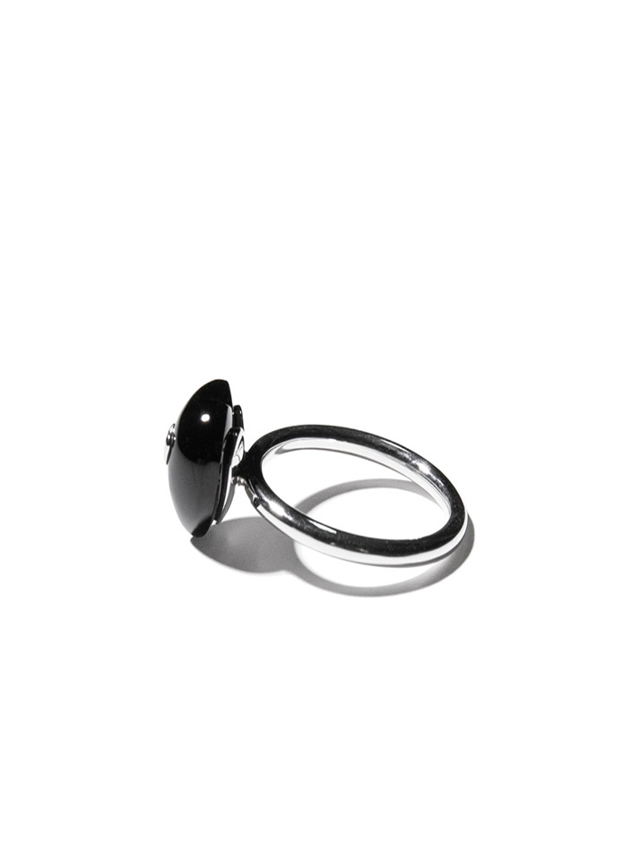 BLACK CANDY RING