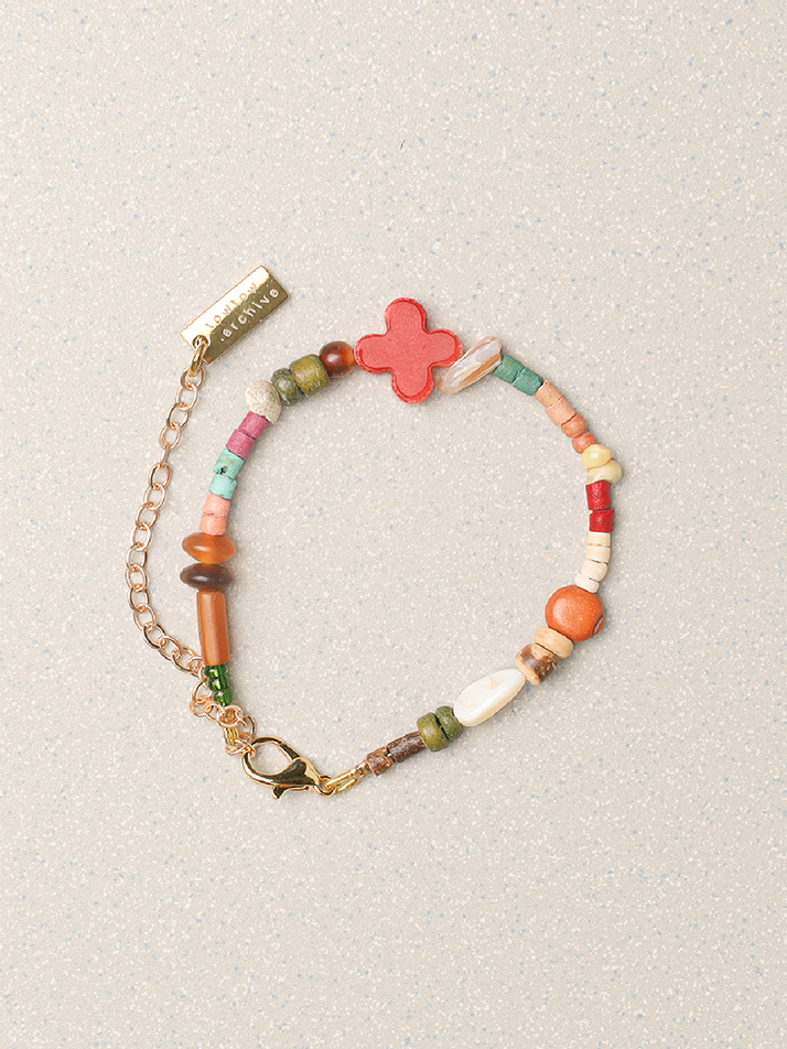 FULL CLOVER BRACELET BLUSH : ARCHIVE-049