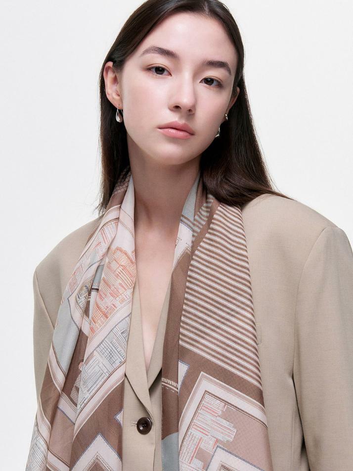 델루안 민트베이지