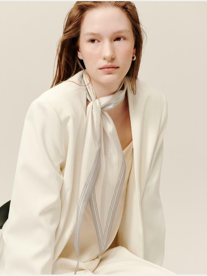 노브 클라우드그레이