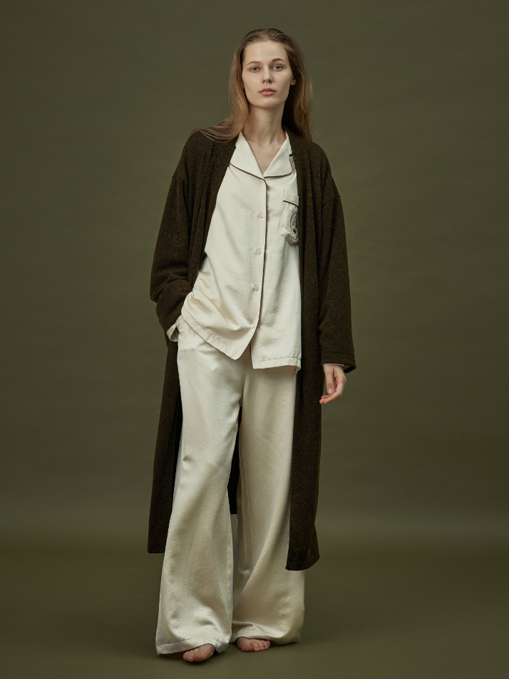 CLASSIC KNIT LONG ROBE_khaki black (women)