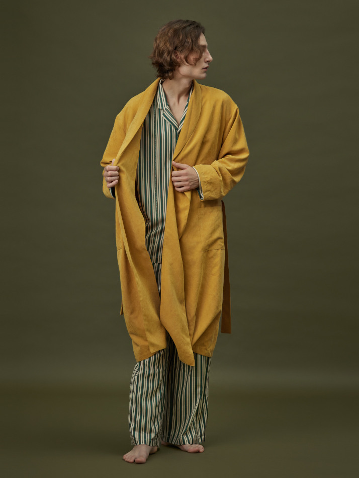 CLASSIC SUEDE LONG ROBE_mustard (men)