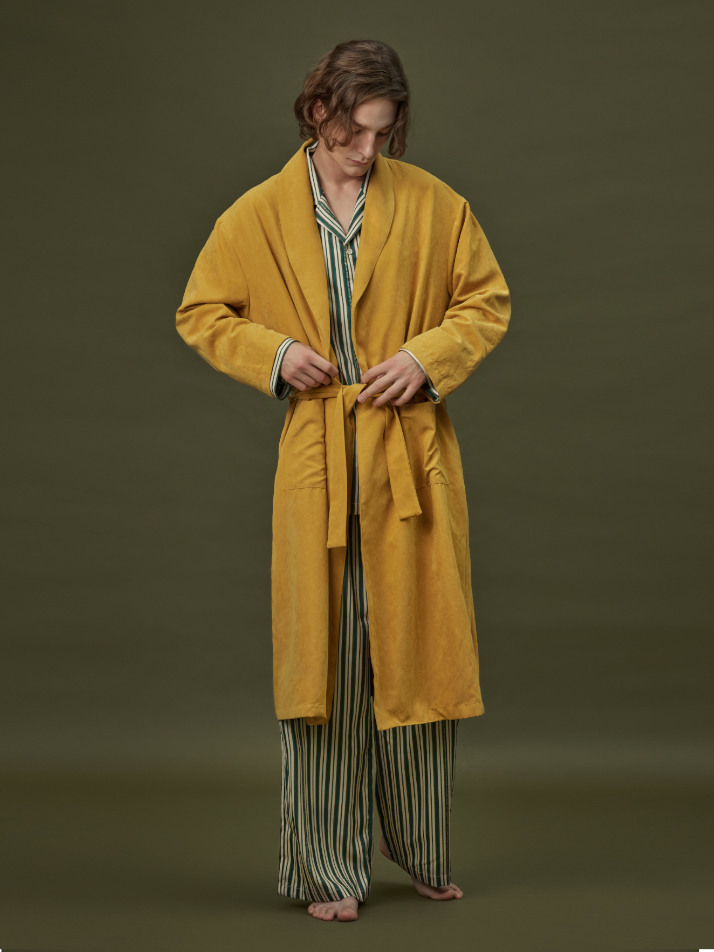 CLASSIC SUEDE LONG ROBE_mustard (men)