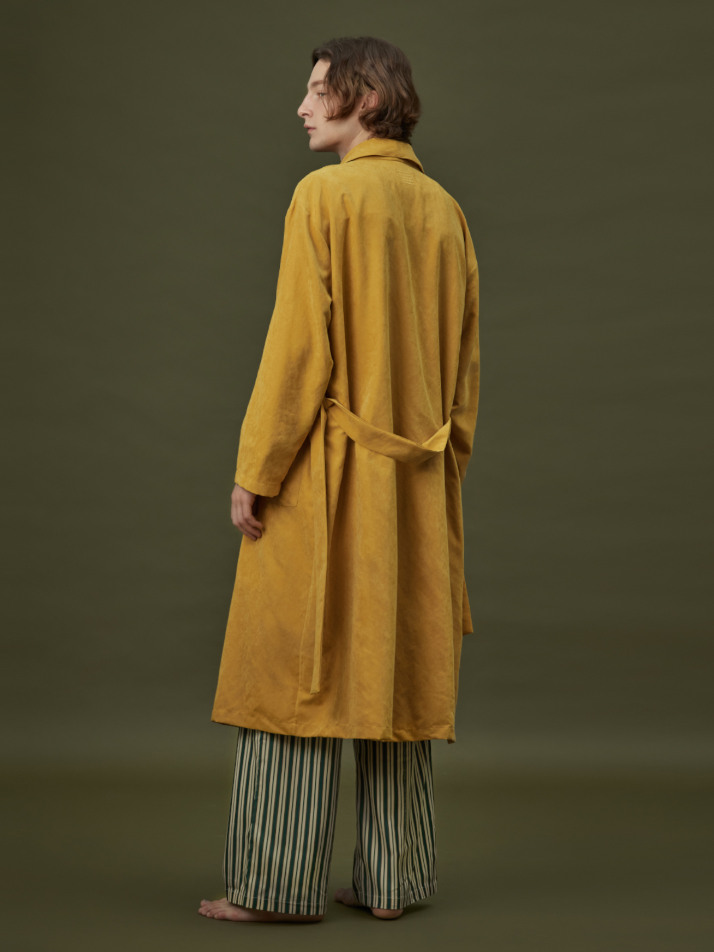 CLASSIC SUEDE LONG ROBE_mustard (men)