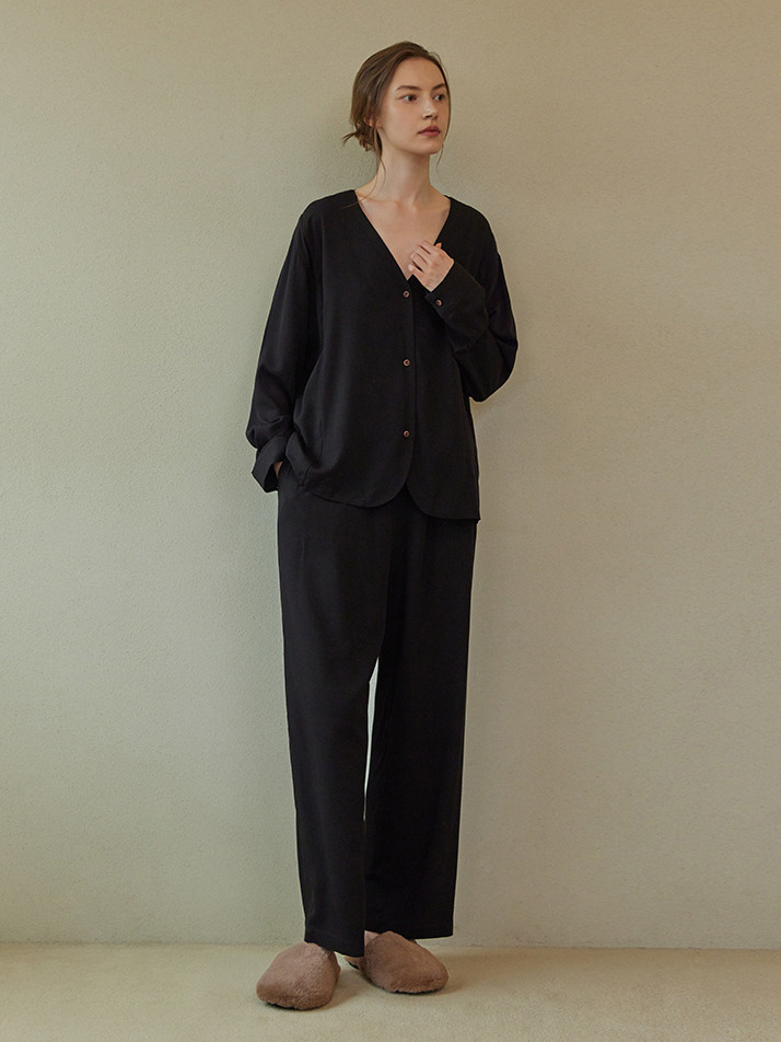 COZY ROUND PAJAMA SET_ebony black