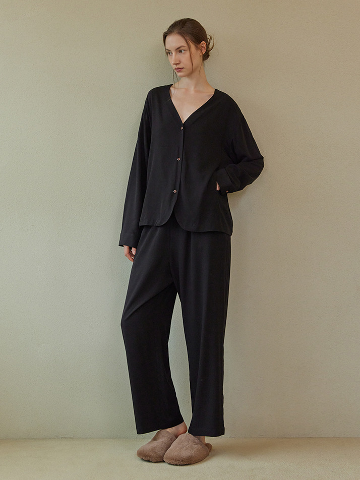 COZY ROUND PAJAMA SET_ebony black