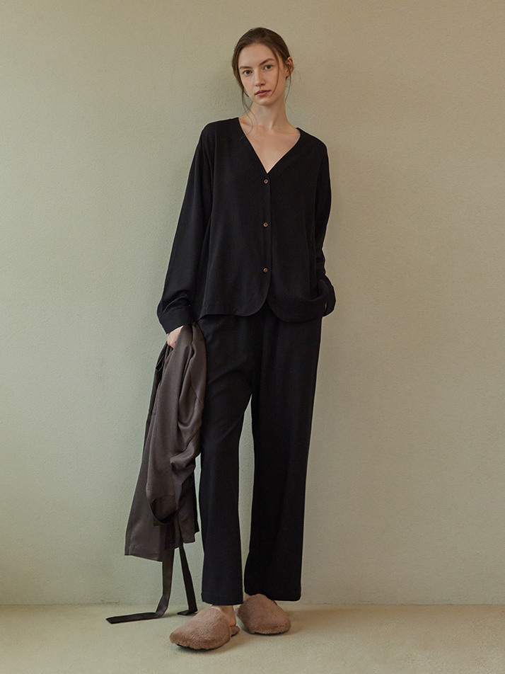 COZY ROUND PAJAMA SET_ebony black