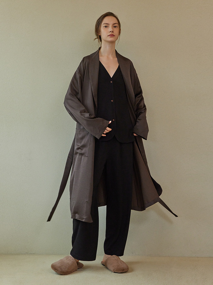 CLASSIC LONG ROBE_dark brown (women)