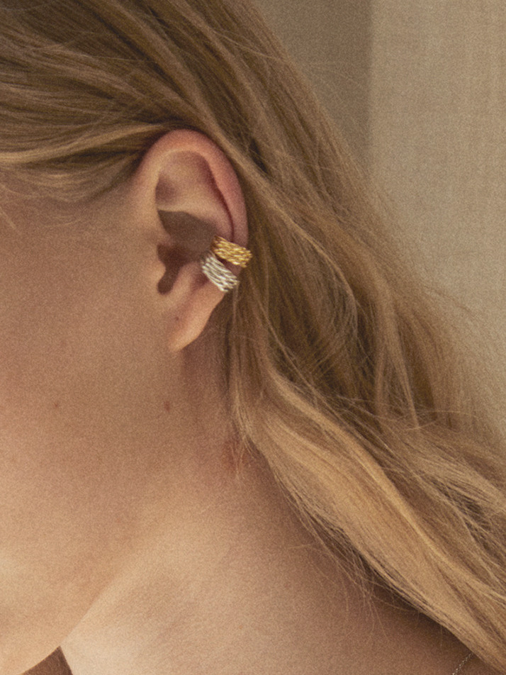 비먼트 [Twist earcuff]