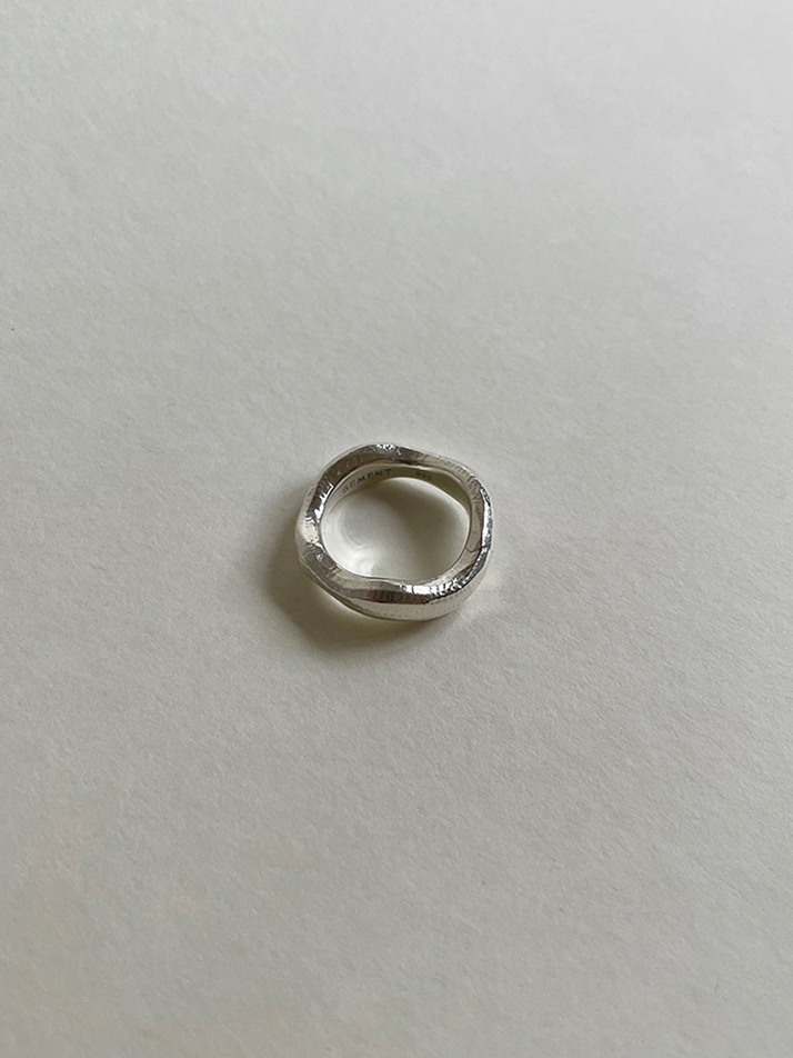 비먼트   [B.Curve ring SIlver]