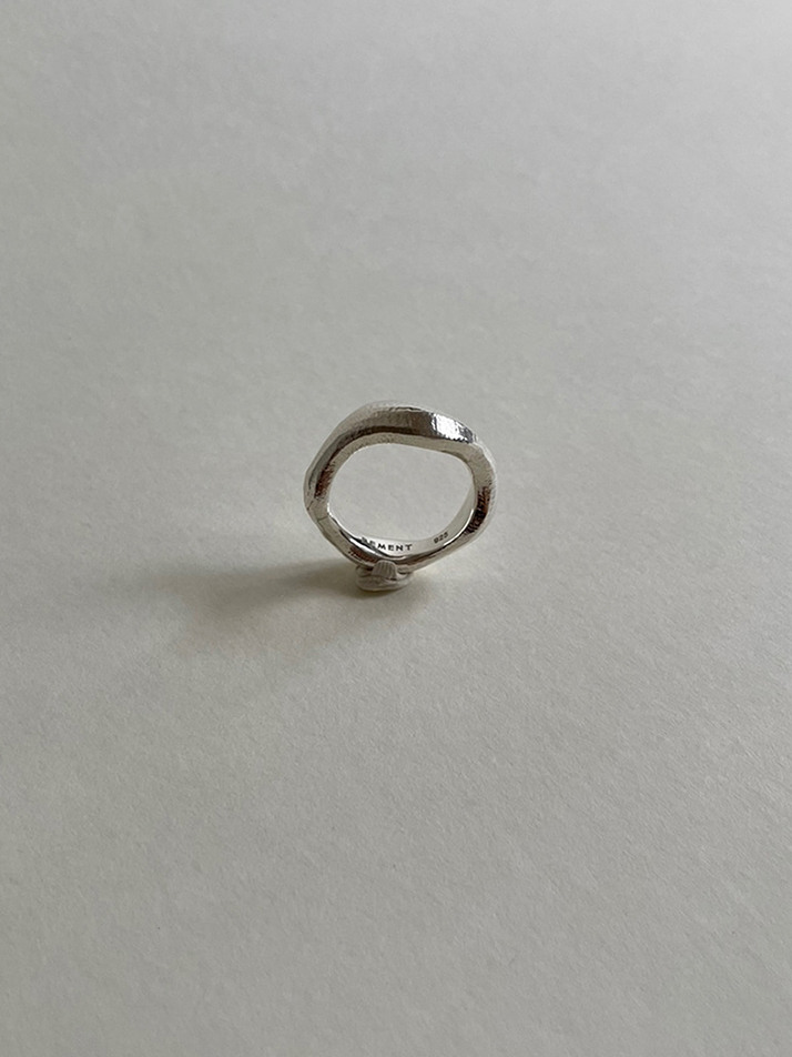 비먼트   [B.Curve ring SIlver]