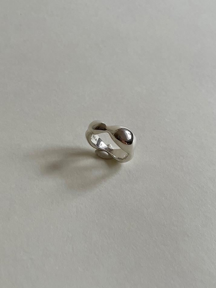 비먼트    [B. ripple ring Silver]