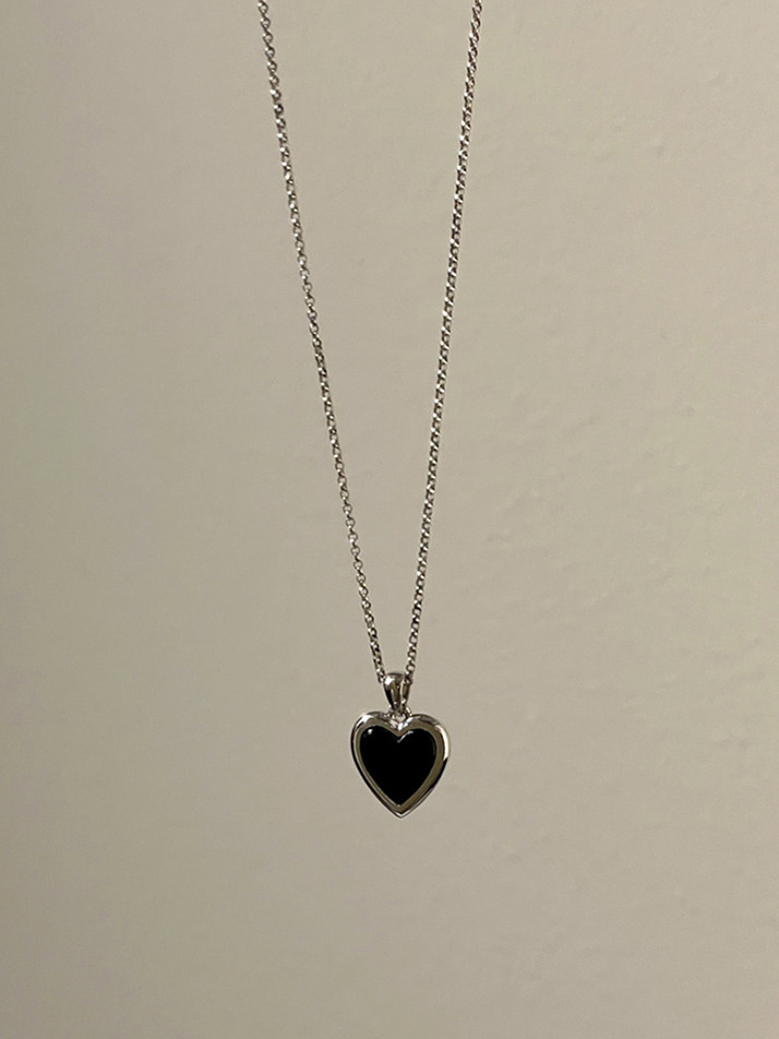 비먼트   [Flat onxy heart long N]