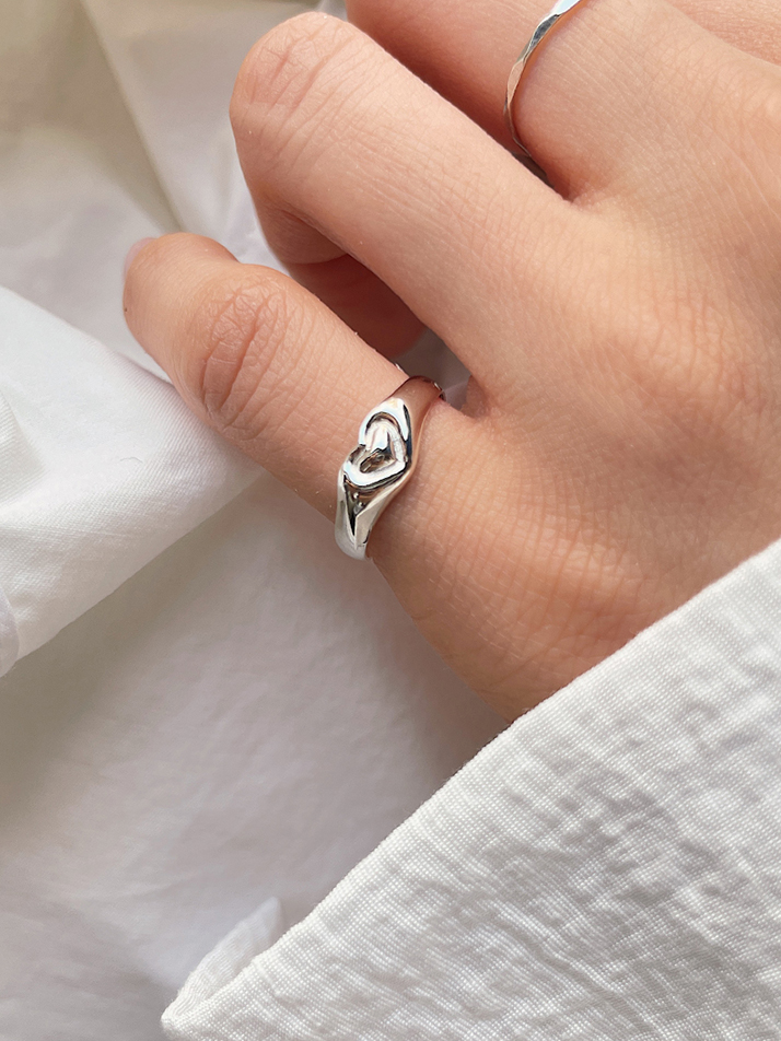 비먼트 [B. Emboss Heart ring . 2Type]