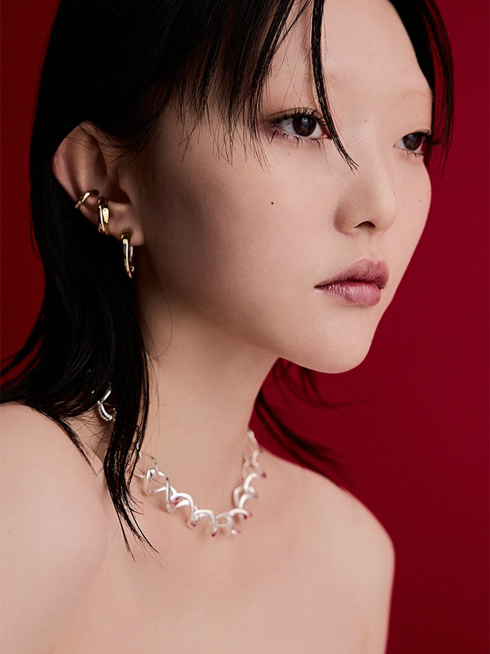 #202 Gold earcuff