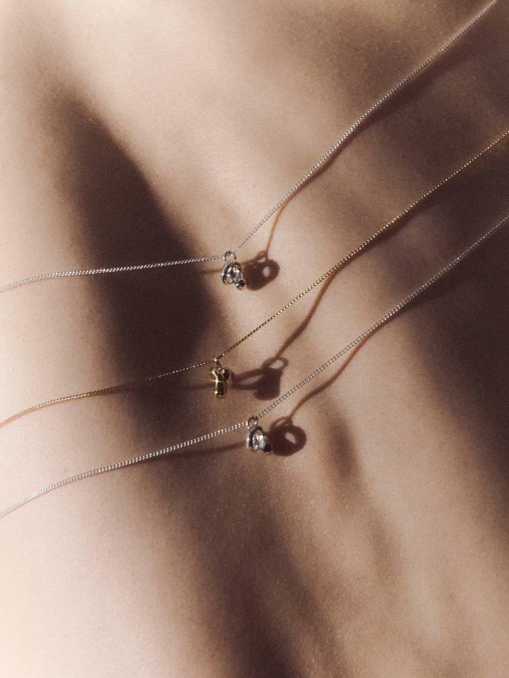 HUSTAD 241 Twist Flower Necklace_925 실버 네크리스