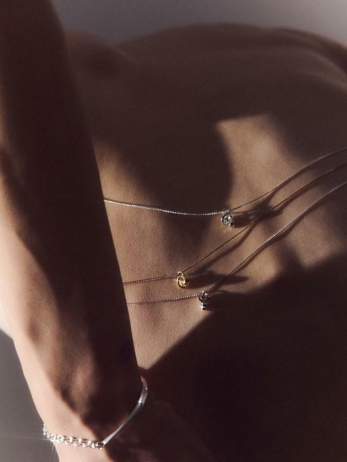 HUSTAD 241 Twist Flower Necklace_925 실버 네크리스