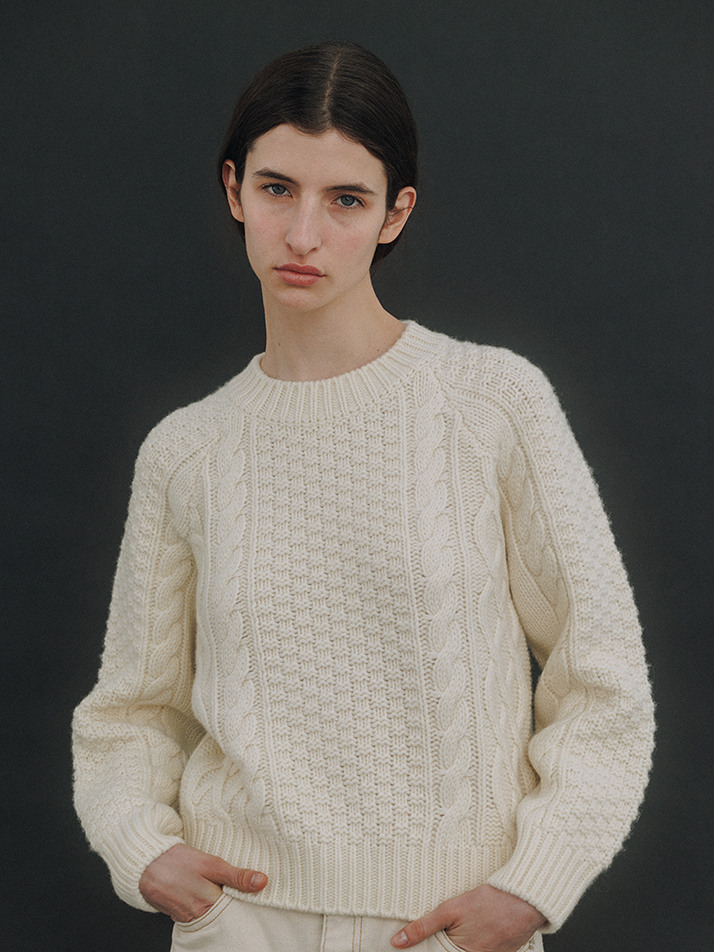 Cable Wool Knit (Ivory)