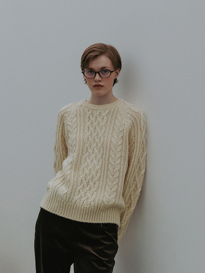 Vintage Cable Knit (Cream)