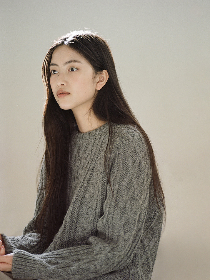 Vintage Cable Knit (Gray)