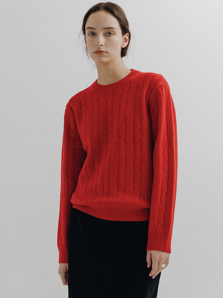 Classic cable sweater (Red)