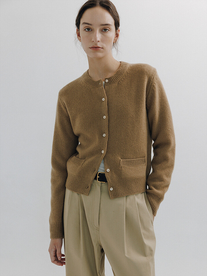 Wool pocket Cardigan (Camel)