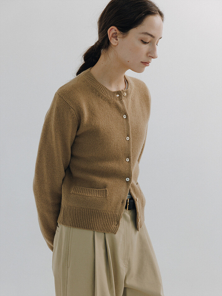 Wool pocket Cardigan (Camel)