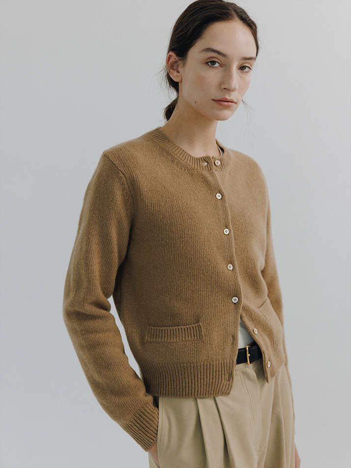 Wool pocket Cardigan (Camel)