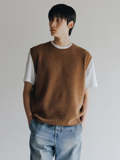 Lambs Wool Knit Vest (Brown)