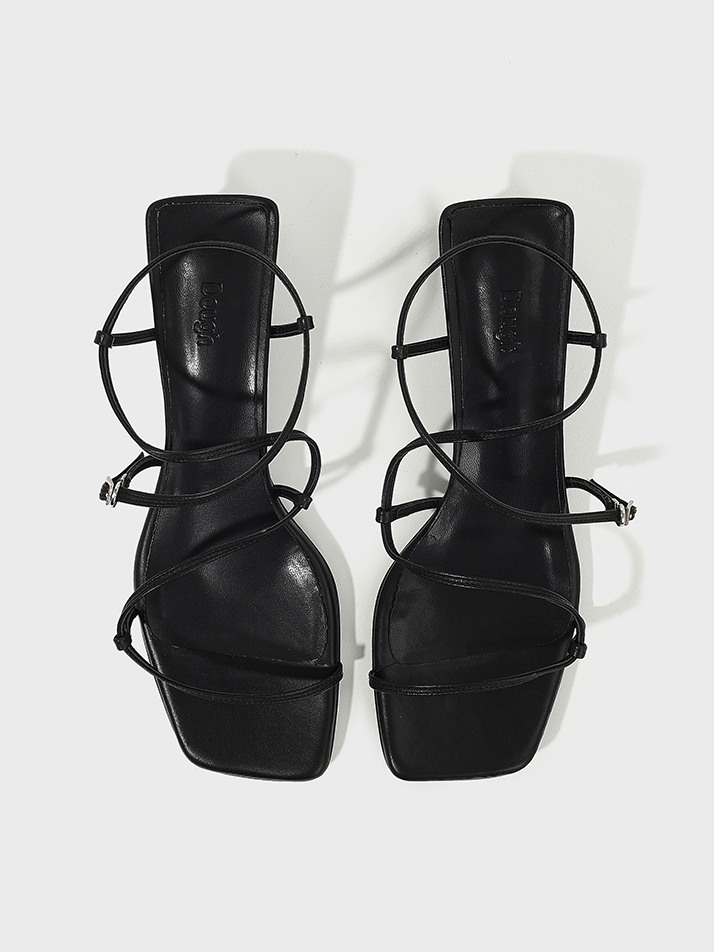 Square Strappy Sandals_Black