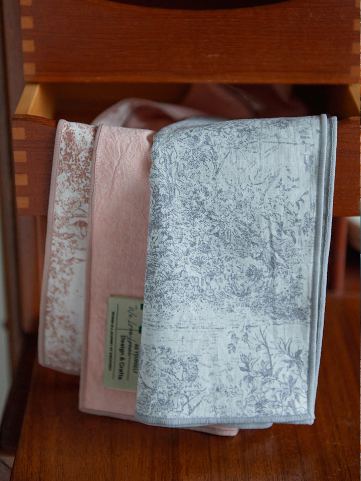 코팅 양면 테이블매트 (앙투아네트가든 베이직)