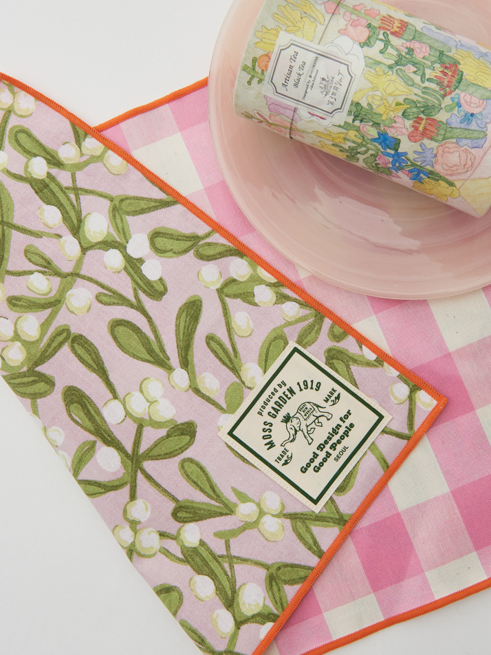 프리미엄 한 면 코팅 테이블 매트_뉴 퀸즈가든 실비아 (2color)