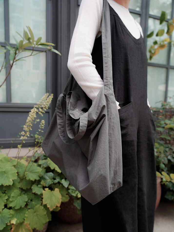 Monk bag