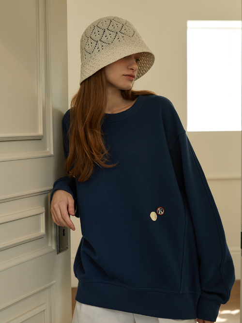 Emblem Brooch Sweatshirt _Yale Blue